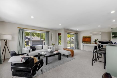 Photo of property in 10 Alexander Place, Arrowtown, 9302