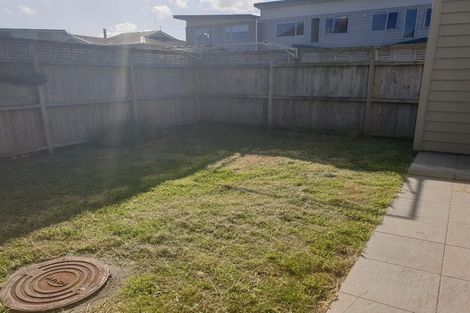 Photo of property in 18/45a Swanson Road, Henderson, Auckland, 0610