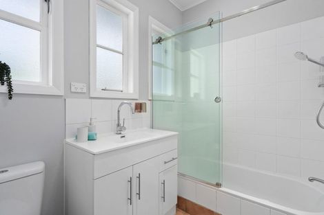 Photo of property in 113 Williams Street, Cambridge, 3434