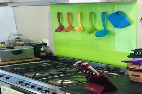 Photo of property in 35 Friedlanders Road, Manurewa, Auckland, 2102