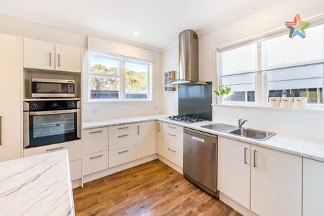 Photo of property in 99 Whites Line East, Waiwhetu, Lower Hutt, 5010