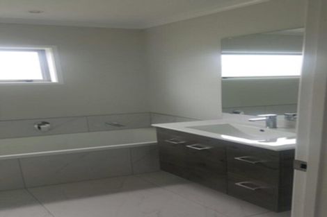 Photo of property in 117 Matua Road, Huapai, Kumeu, 0810