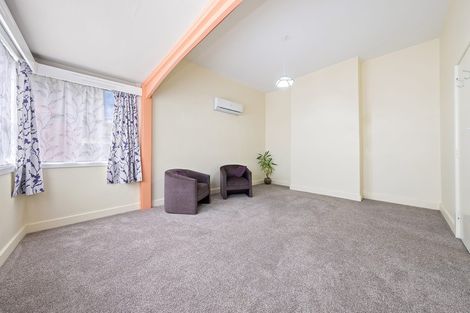 Photo of property in 227 Marine Parade, New Brighton, Christchurch, 8061