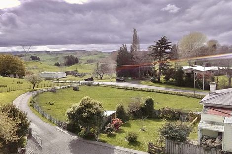 Photo of property in 464 Pungatawa Road, Taihape, 4792
