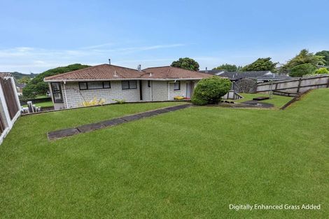 Photo of property in 5 Saint Ives Grove, Whalers Gate, New Plymouth, 4310