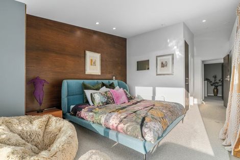 Photo of property in 8b Minaret Ridge, Wanaka, 9305