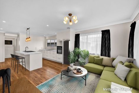 Photo of property in 18 Grey Street, Hawera, 4610