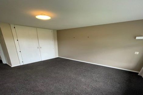 Photo of property in 32 Tintern Avenue, Avonhead, Christchurch, 8042