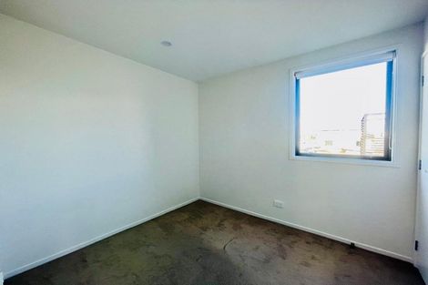 Photo of property in 16 Dorothy Thorpe Way, New Lynn, 0600