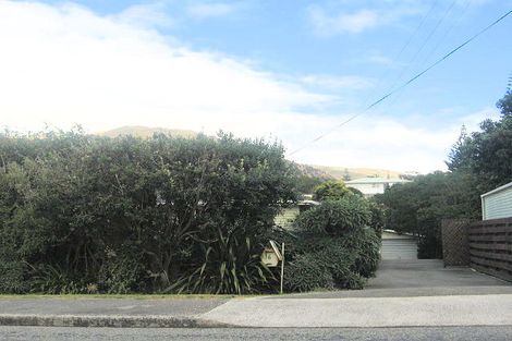 Photo of property in 6 Te Miti Street, Paekakariki, 5034