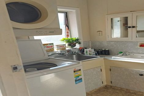 Photo of property in 1/196 Regan Street, Stratford, 4332