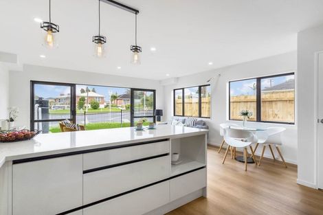 Photo of property in 14/13 Charles Street, Papatoetoe, Auckland, 2025