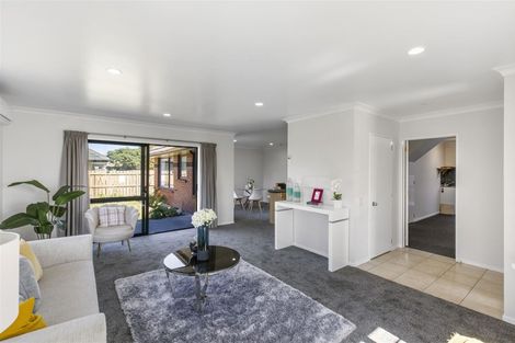 Photo of property in 19 Old Park Place, Takanini, 2112