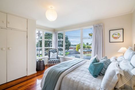 Photo of property in 2 Nutsey Avenue, Northcote, Auckland, 0627