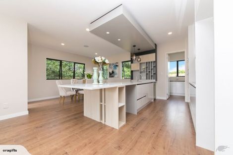 Photo of property in 1 Duchess Way, Riverhead, 0820