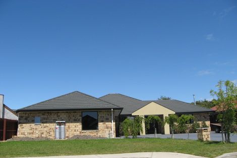 Photo of property in 17 The Stables, Woodend, 7610