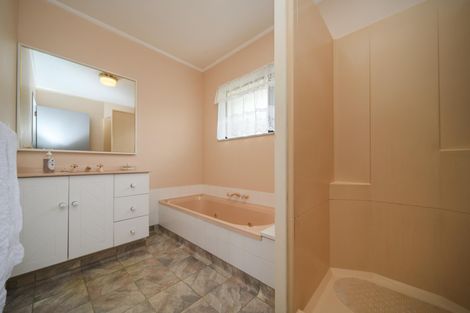 Photo of property in 10 Purdie Place, Milson, Palmerston North, 4414
