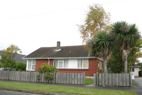 Photo of property in 4 Camden Street, Northcote, Christchurch, 8052