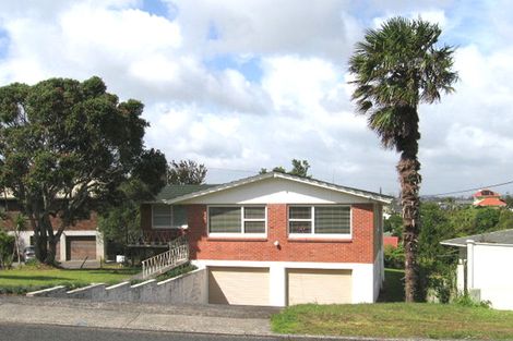 Photo of property in 38 Parr Terrace, Castor Bay, Auckland, 0620