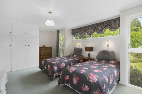 Photo of property in 5 Three Mile Hill Road, Halfway Bush, Dunedin, 9010