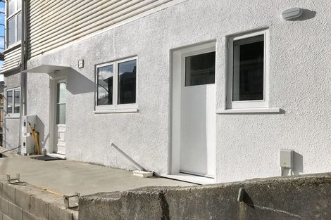 Photo of property in 2 Telford Terrace, Oriental Bay, Wellington, 6011