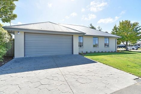 Photo of property in 3 Puhara Avenue, Parklands, Christchurch, 8083