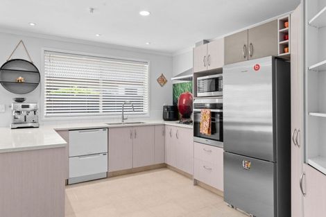 Photo of property in 1 Gresham Place, Rototuna North, Hamilton, 3210