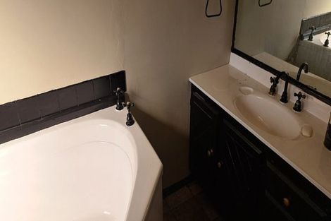 Photo of property in 21 Upland Road, Huntly, 3700