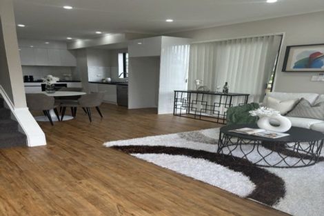 Photo of property in 69 Clevedon Road, Papakura, 2110