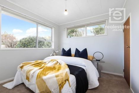 Photo of property in 1 Murillo Place, Henderson, Auckland, 0612