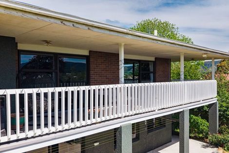 Photo of property in 6 Exeter Street, Waimate, 7924