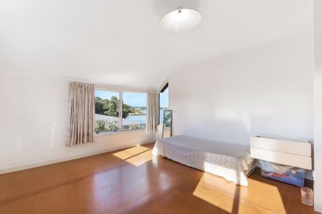 Photo of property in 19 Hazards Road, Weymouth, Auckland, 2103