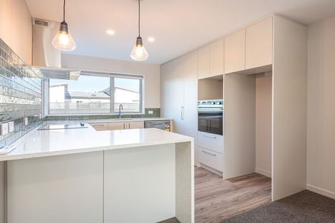 Photo of property in 5 Kakapo Lane, Redwood, Christchurch, 8051