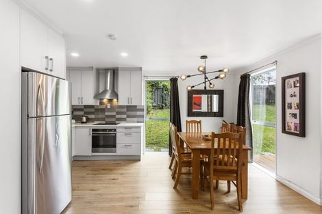 Photo of property in 1/351 West Coast Road, Glen Eden, Auckland, 0602