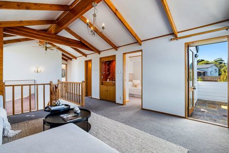 Photo of property in 22 Weza Lane, Kumeu, 0810