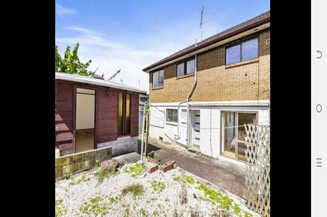 Photo of property in 1/14a Kurnell Drive, Botany Downs, Auckland, 2010