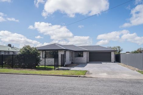 Photo of property in 76 Rayner Street North, Temuka, 7920