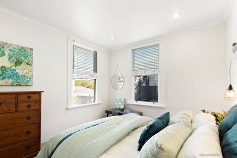 Photo of property in 9 Dawson Street, Berhampore, Wellington, 6023