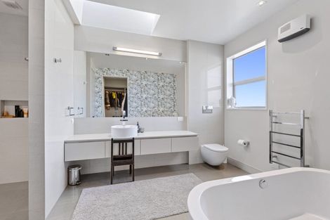 Photo of property in 6 Clearview Street, Wanaka, 9305