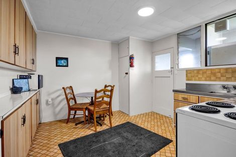 Photo of property in 17 Rimu Street, Hawera, 4610