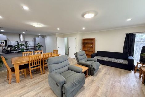 Photo of property in 30 Jury Place, Favona, Auckland, 2024