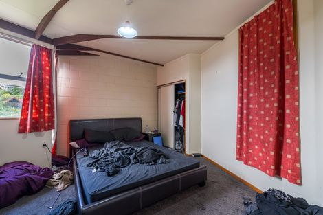 Photo of property in 67 Easther Crescent, Kew, Dunedin, 9012