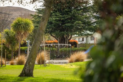 Photo of property in 39 Remarkables Crescent, Frankton, Queenstown, 9300