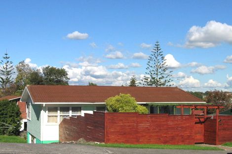 Photo of property in 139 Hutchinsons Road, Bucklands Beach, Auckland, 2014