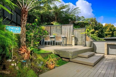 Photo of property in 1/86 Braemar Road, Castor Bay, Auckland, 0620