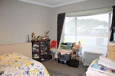 Photo of property in 32 Inverness Street, Dunollie, Runanga, 7803