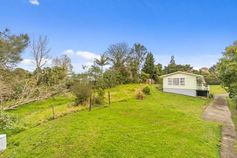 Photo of property in 419 Don Buck Road, Massey, Auckland, 0614