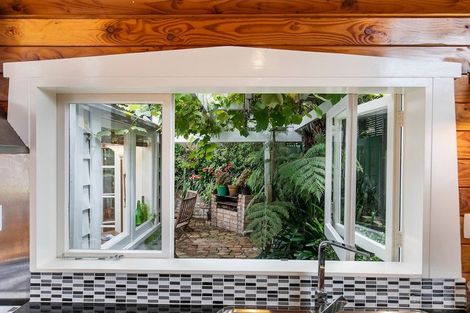 Photo of property in 26 Dryden Street, Grey Lynn, Auckland, 1021