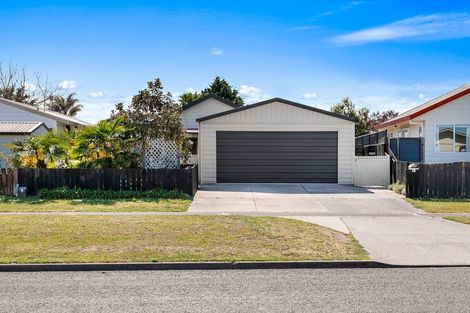 Photo of property in 4a Belray Place, Papamoa Beach, Papamoa, 3118