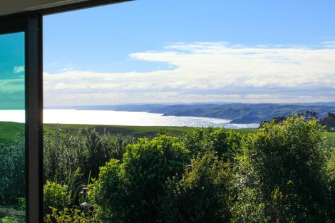 Photo of property in 668 Te Hutewai Road, Raglan, 3296
